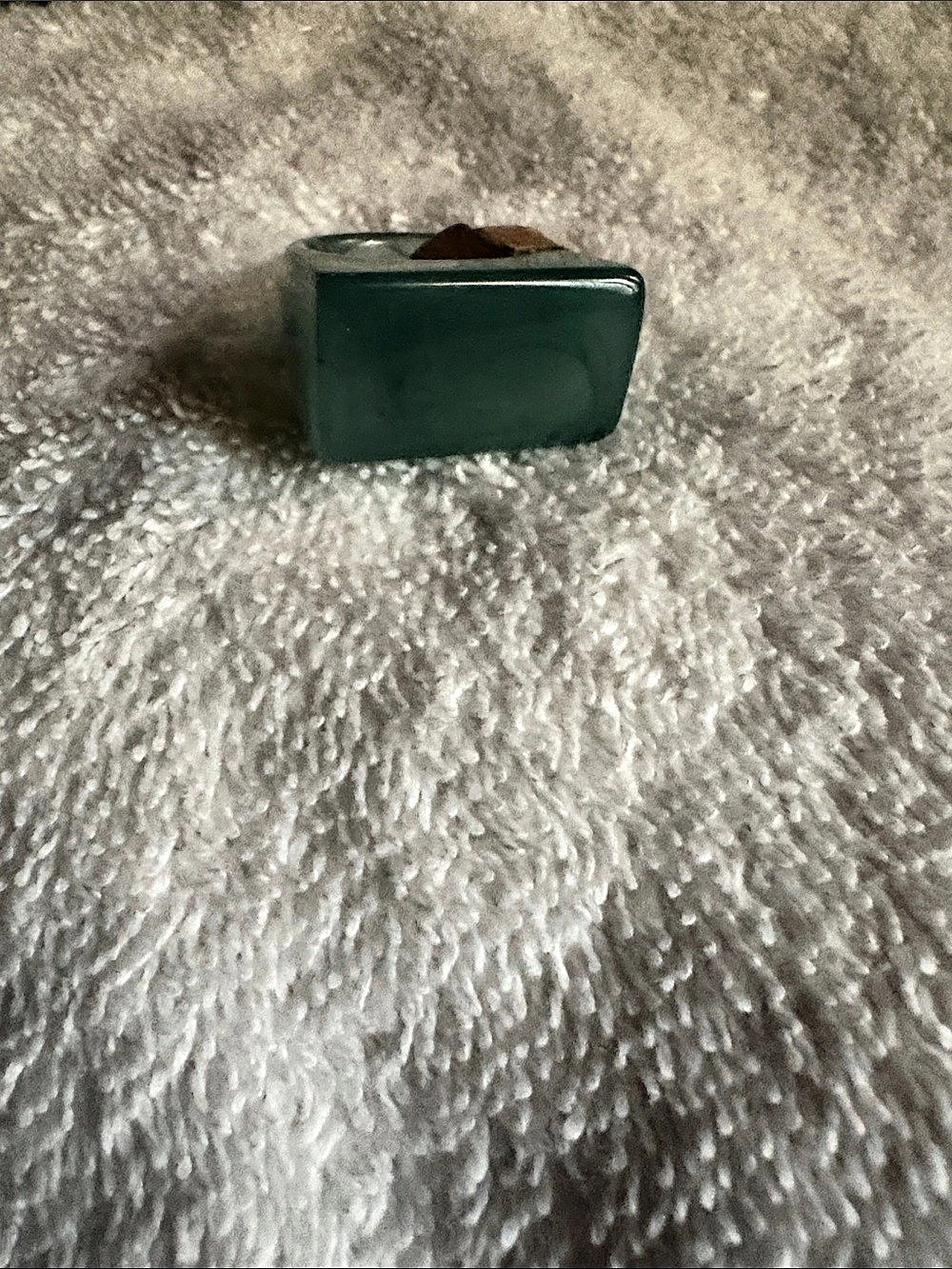 Green Statement Ring - Picture 2 of 3